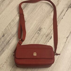 NWOT Tommy Hilfiger Elegant Red Crossbody Bag